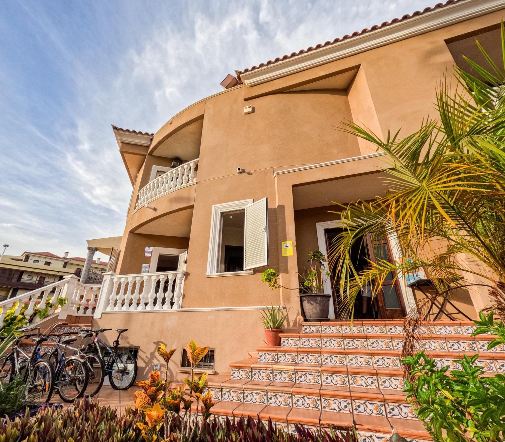 Duque Nest Hostel Costa Adeje (Tenerife) Exterior foto